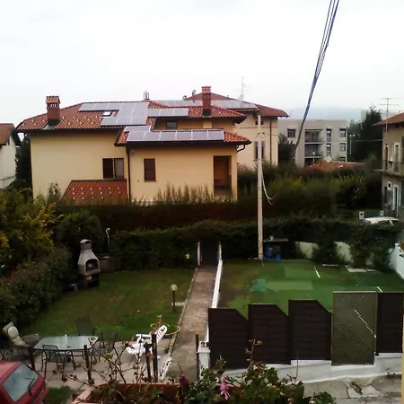 Apartament Accomodante *